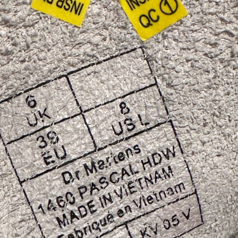 Dr Martens white leather combat boots - Picture 4 of 11